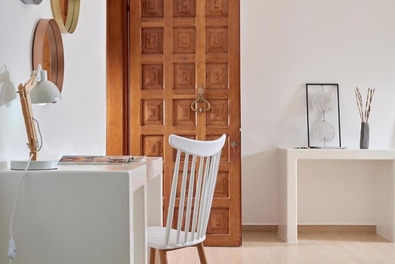 Casa Polivios Apartment Adamantas  Ngoại thất bức ảnh